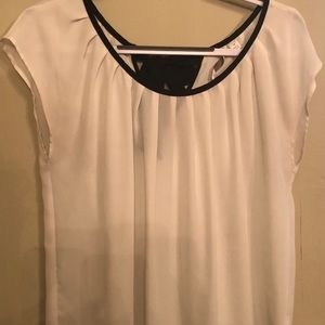 Lauren Conrad Pleated Bow Keyhole Back Top